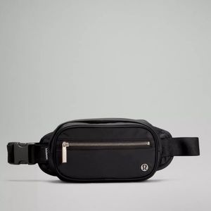 Lululemon Wunderlust Belt Bag